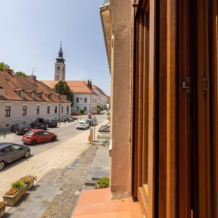 Apartman Gaudeamus Lejlighed Varaždin Eksteriør billede