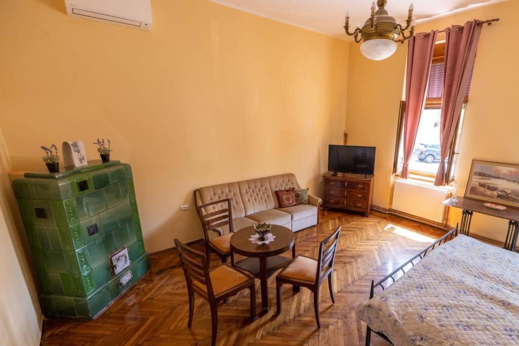 Apartman Gaudeamus Lejlighed Varaždin Eksteriør billede